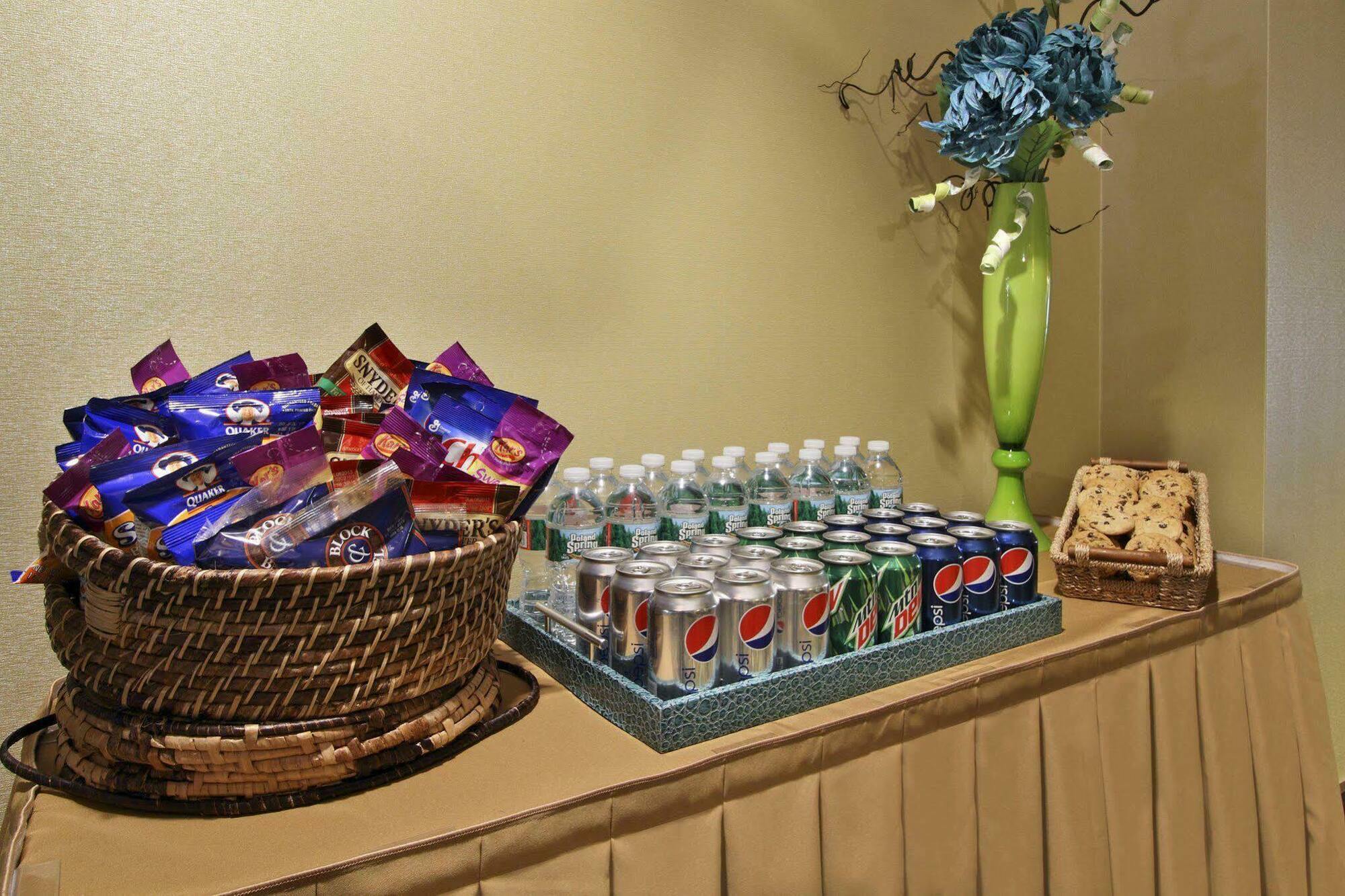 Hampton Inn Hagerstown Extérieur photo